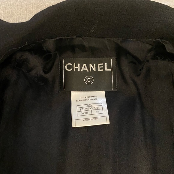 Authentic Chanel jacket / coat - Picture 4 of 12